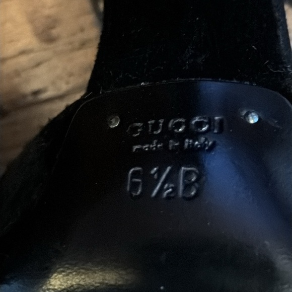 Gucci (Tom Ford era) velvet pumps. 6.5 stunning! - Picture 11 of 12